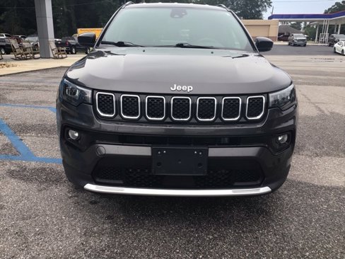 Used 2024 Jeep Compass Limited image 9