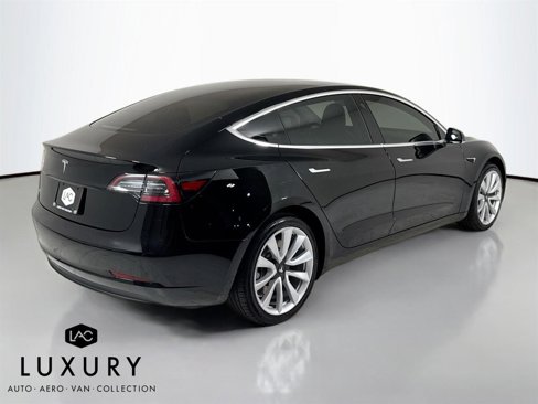 Used 2019 Tesla Model 3 Mid Range image 4