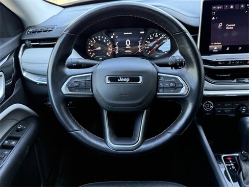 Used 2022 Jeep Compass Limited image 26