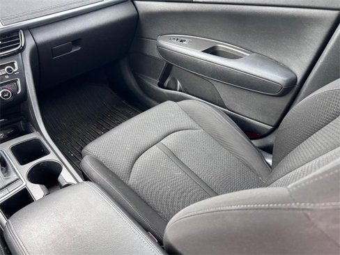 Used 2017 Kia Optima Premium image 15