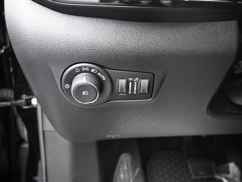 Used 2023 Jeep Compass Latitude w/ Convenience Group image 9
