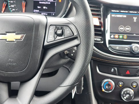 Used 2018 Chevrolet Trax LS image 13