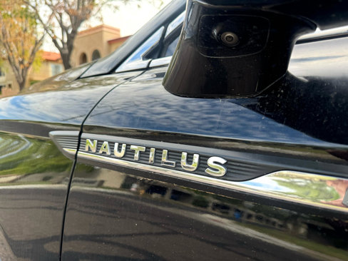Used 2019 Lincoln Nautilus Reserve w/ Ultimate Package image 54