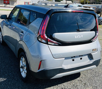 Used 2023 Kia Soul LX w/ Option Group 015 image 7