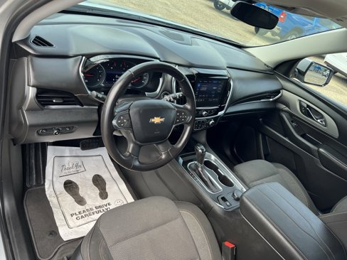 Used 2020 Chevrolet Traverse LT image 27