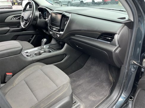 Used 2018 Chevrolet Traverse LT image 27