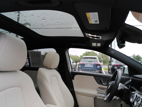 Certified 2024 Mercedes-Benz GLA 250 image 27