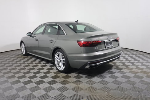 Used 2023 Audi A4 2.0T Premium Plus w/ Premium Plus Package image 3
