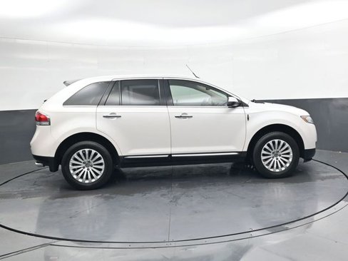 Used 2015 Lincoln MKX FWD image 3