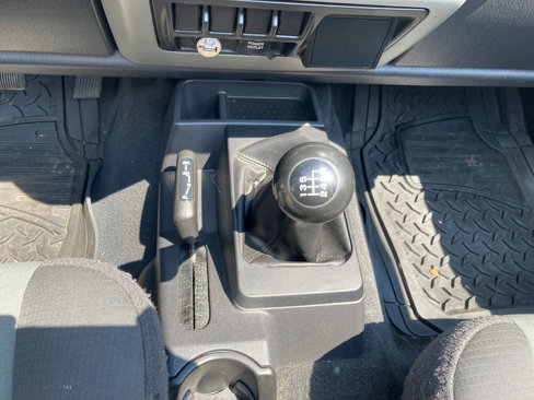 Used 2005 Jeep Wrangler Unlimited image 97