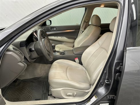 Used 2015 INFINITI Q40 w/ Navigation Package image 9