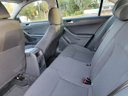 Used 2014 Volkswagen Jetta S image 10