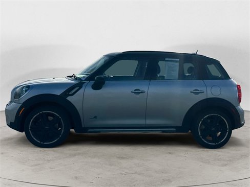 Used 2016 MINI Cooper Countryman S image 2