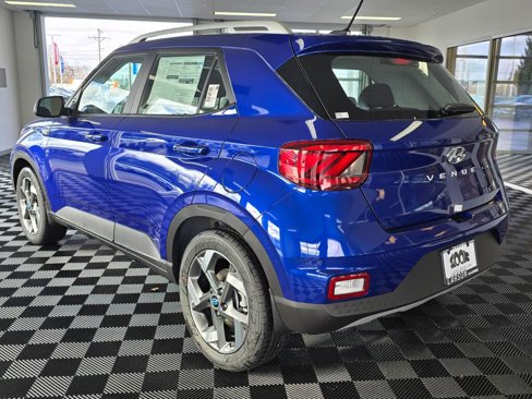 New 2025 Hyundai Venue SEL image 6