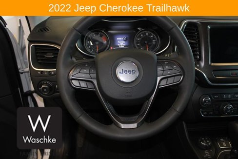 Used 2022 Jeep Cherokee Trailhawk w/ Trailer Tow Group image 25