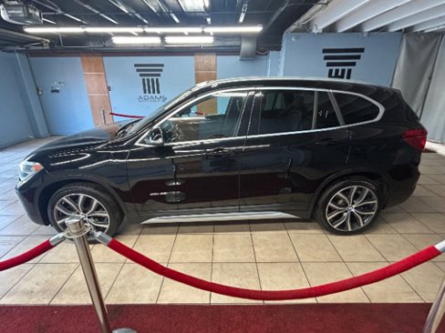 Used 2018 BMW X1 xDrive28i image 2