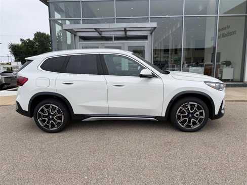 New 2025 BMW X1 xDrive28i w/ Technology Package image 2