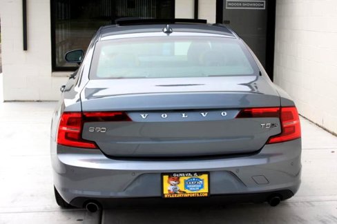 Used 2018 Volvo S90 T5 Momentum w/ Convenience Package image 25