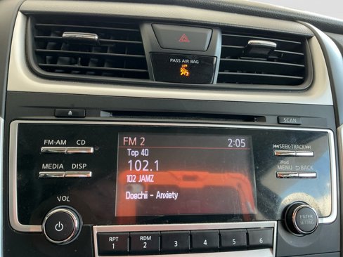 Used 2017 Nissan Altima 2.5 SR image 13