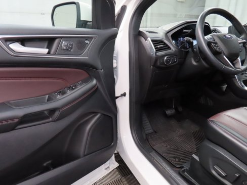 Used 2022 Ford Edge Titanium w/ Equipment Group 301A image 43
