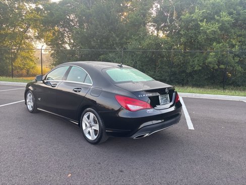 Used 2018 Mercedes-Benz CLA 250 4MATIC image 3