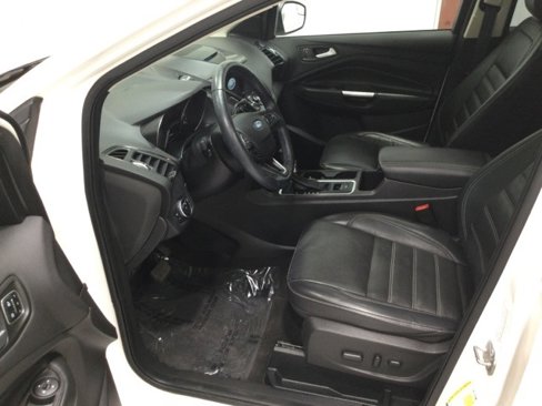 Used 2018 Ford Escape Titanium image 9