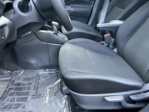 Used 2023 Nissan Kicks S image 10