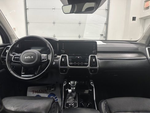 Used 2022 Kia Sorento SX image 13