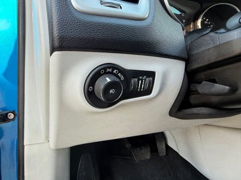 Used 2019 Jeep Compass Latitude w/ Popular Equipment Group image 24