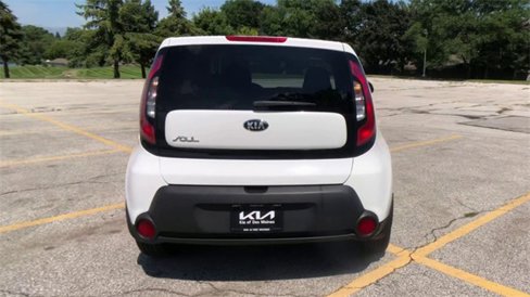 Used 2016 Kia Soul image 2