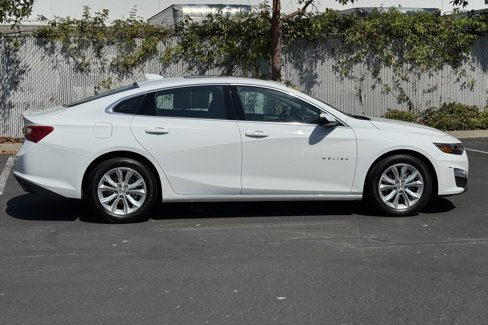 Used 2024 Chevrolet Malibu LT image 3