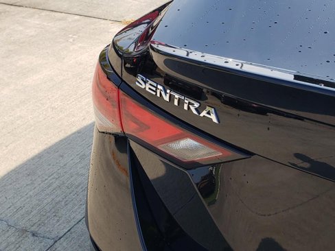 Certified 2021 Nissan Sentra SR image 10