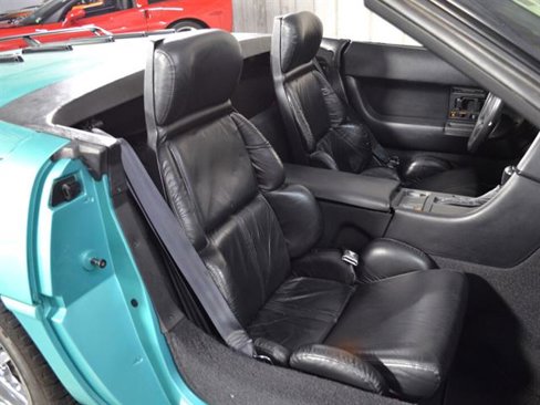Used 1991 Chevrolet Corvette Convertible image 25