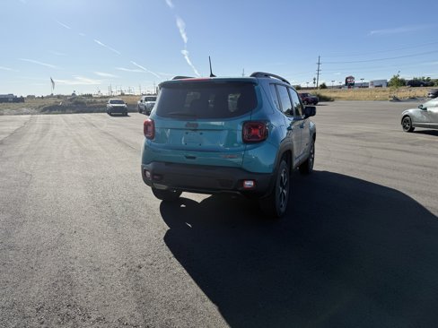 Used 2020 Jeep Renegade Trailhawk w/ Cold Weather Group image 10