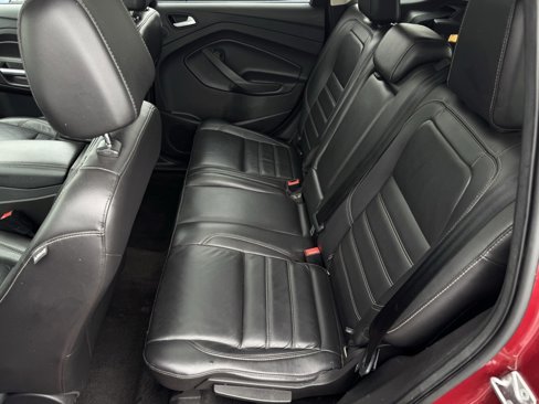 Used 2017 Ford Escape Titanium w/ Equipment Group 301A image 7