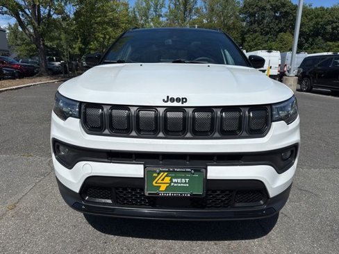 Certified 2022 Jeep Compass Altitude w/ Sun and Sound Group image 2
