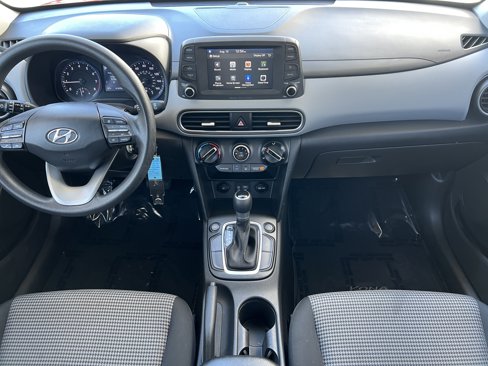 Used 2020 Hyundai Kona SE image 33