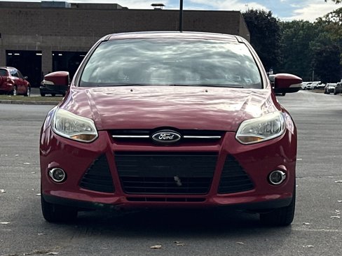 Used 2012 Ford Focus SEL w/ SEL/Titanium Winter Pkg image 13