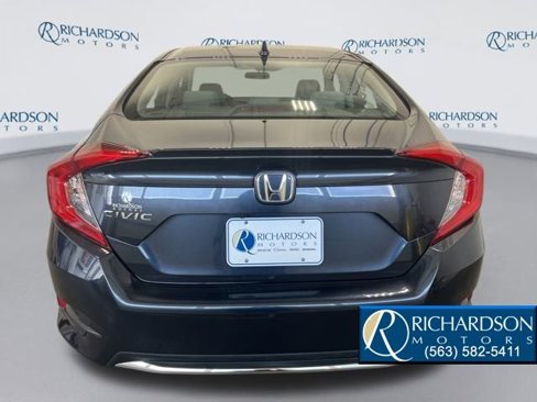 Certified 2019 Honda Civic EX image 4