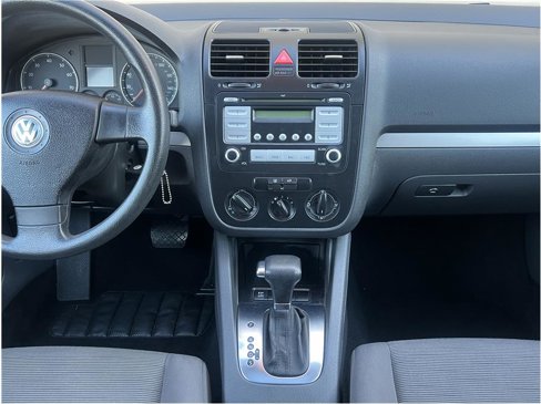 Used 2009 Volkswagen Rabbit S image 32