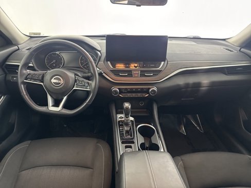 Used 2023 Nissan Altima 2.5 SV w/ SV Premium Package image 21