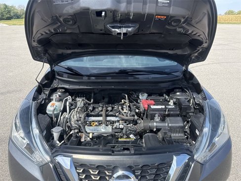 Used 2020 Nissan Kicks S image 32