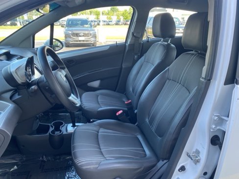Used 2015 Chevrolet Spark LT image 8