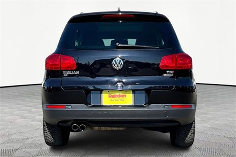 Used 2016 Volkswagen Tiguan SE image 4