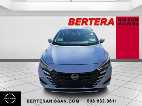 New 2025 Nissan Versa SV image 3