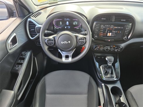 Used 2024 Kia Soul LX w/ Option Group 015 image 10