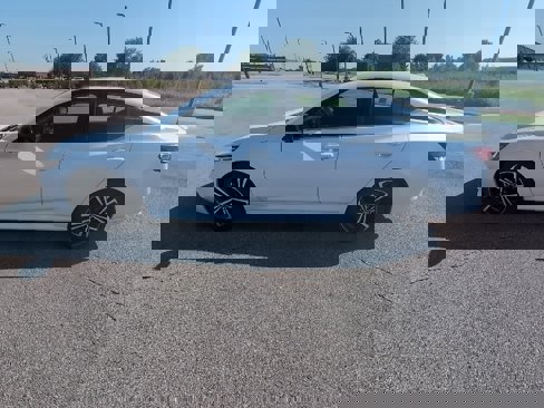 Used 2023 Nissan Sentra SR w/ SR Premium Package image 7