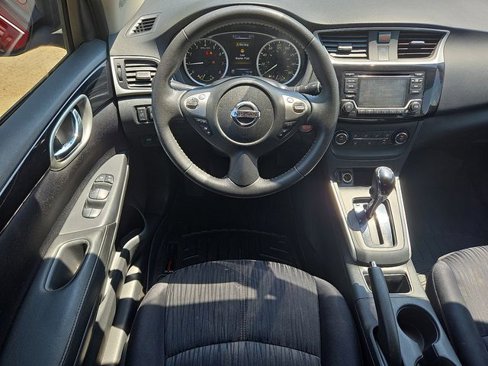 Used 2016 Nissan Sentra SV image 15