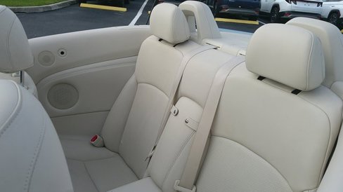 Used 2010 Lexus IS 250C image 11
