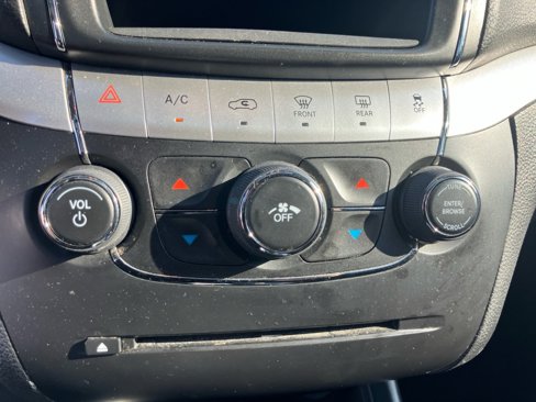 Used 2018 Dodge Journey SXT w/ Connectivity Group image 21